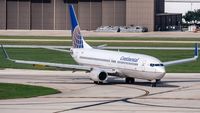 N14214 @ KSAT - taxying to the gate - by Friedrich Becker