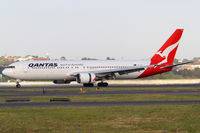 VH-OGG @ YSSY - LANDING ON 16R - by Bill Mallinson