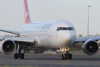 VH-OGG @ YSSY - TAXI FROM 34R - by Bill Mallinson