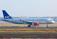 OY-KAS @ EKCH - Copenhagen Kastrup 5.2.14 - by leo larsen