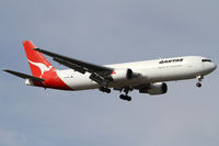 VH-OGM @ YPPH - FINALS TO 21 - by Bill Mallinson