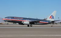 N906NN @ KLAS - Boeing 737-800 - by Mark Pasqualino