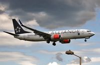 LN-RRL @ EGLL - Finals to 26R - by John Coates