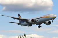 VT-JEK @ EGLL - Finals to 27R - by John Coates