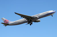B-18357 @ YSSY - AWAY FROM 25 - by Bill Mallinson