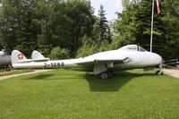 J-1068 @ EDTS - preserved - by olivier Cortot