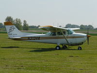 N21246 @ EHMZ - Midden-Zeeland  22-5-2010 - by raymond de clercq