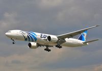 SU-GDR @ EGLL - Finals to 27L - by John Coates