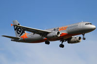 VH-VGY @ NZCH - finals to 02 - by Bill Mallinson