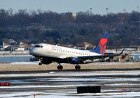 N867RW @ KDCA - Landing National - by Ronald Barker