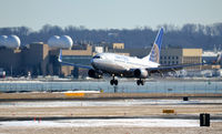 N38727 @ KDCA - Landing National - by Ronald Barker