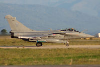 106 @ LFKS - Taxiing - by micka2b