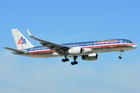 N186AN @ KMIA - AA B752 arriving in MIA - by FerryPNL