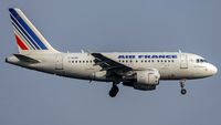 F-GUGP @ EDDF - on final at Frankfurt - by Friedrich Becker