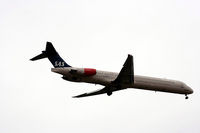 LN-RMS @ EKCH - LN-RMS about to land in CPH - by Erik Oxtorp