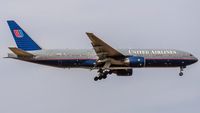 N788UA @ EDDF - on final at Frankfurt - by Friedrich Becker