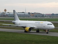 EC-HQI @ EDDH - Vueling (VUE)