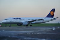 D-AIQU @ EGSH - Leaving following re-spray ! - by keithnewsome
