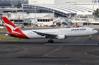 VH-OGS @ YSSY - onto 16R - by Bill Mallinson