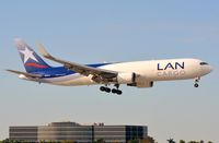 N524LA @ KMIA - Lan Cargo B763 landing - by FerryPNL