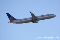 N27477 @ KMCO - United Flight 1230 (N27477) departs Orlando International Airport enroute to Houston Bush Intercontinental Airport - by Donten Photography