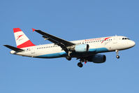 OE-LBR @ LOWW - Austrian A320 - by Thomas Ranner