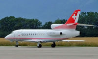 HB-IBG @ LSGG - Dassault Falcon 900B [115] (TAG Aviation SA) Geneva~HB 23/07/2004