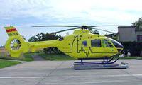 HB-ZEN @ LSGG - Eurocopter EC.135T2 [0257] (REGA Swiss Air Ambulance) Geneva~HB 23/07/2004
