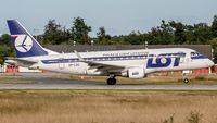SP-LDA @ EDDF - departure via RW18W - by Friedrich Becker