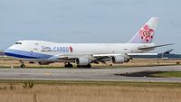 B-18719 @ EDDF - taxying to the active - by Friedrich Becker