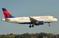 N325NB @ KFLL - Delta Airbus A319 landing - by FerryPNL