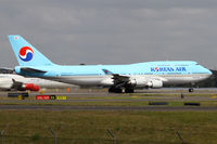 HL7492 @ YSSY - taxiing from 34L - by Bill Mallinson