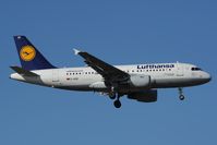 D-AIBE @ EDDM - Lufthansa AIrbus 319