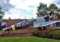 MJ964 @ EHLW - Supermarine Spitfire IX replica [Unknown] Leeuwarden~PH 11/09/2003