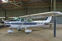 PH-MSI @ EHBD - Cessna 172P Skyhawk [172-75726] Budel-Kempen~PH 11/08/2006