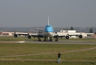 PH-CKA @ LOWG - KLM Cargo Boeing 747-406(ER/F)