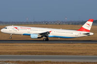 OE-LBC @ VIE - Austrian Airlines