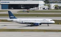 N663JB @ KFLL - Airbus A320