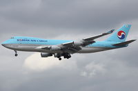 HL7437 @ EDDF - Korean Air - by Air-Micha