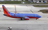N749SW @ KFLL - Boeing 737-700 - by Mark Pasqualino
