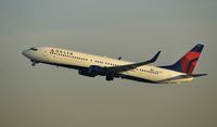 N812DN @ KLAX - Departing LAX on 25R - by Todd Royer