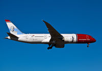 EI-LNB @ EKCH - Copenhagen Kastrup L/D R-04L 11.3.14  Thor Heyerdal  - by leo larsen