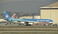 F-OLOV @ KLAX - Taxiing to gate at LAX - by Todd Royer