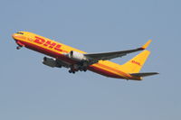 G-DHLE @ EBBR - Flight DHK974 is climbing from RWY 25R