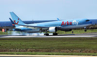 PH-OYJ @ TNCC - PH-OYJ - by Daniel Jef