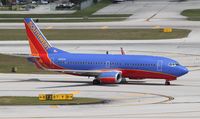 N619SW @ KFLL - Boeing 737-300 - by Mark Pasqualino