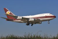 VP-BAT @ EGHH - About to touchdown 08 - by John Coates