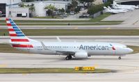 N895NN @ KFLL - Boeing 737-800 - by Mark Pasqualino