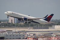 N178DN @ MIA - Delta 767-300