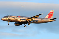 OE-LEB @ VIE - NIKI - by Chris Jilli